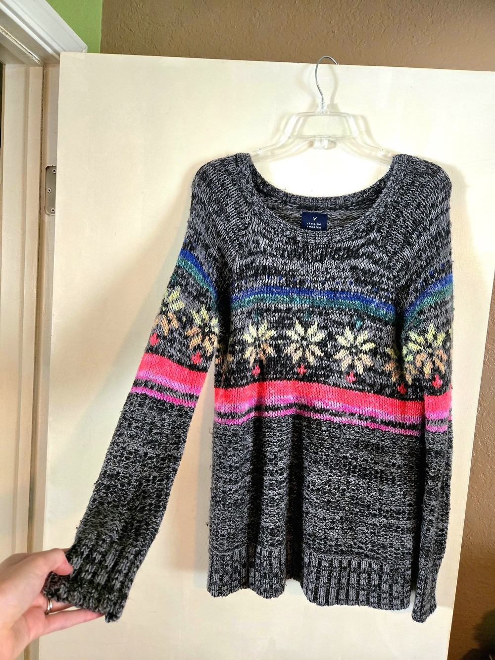 Cozy Vintage Multicolor Sweater - Gray